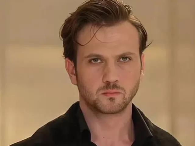 Aras Bulut İynemli'nin Yeni Gözdesi Kanal D'den Mi Geliyor? Heyecan Verici Teklifler Kapıda!