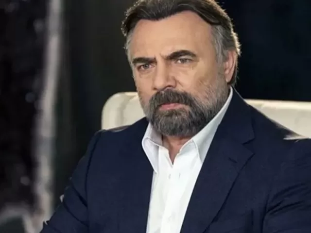 Oktay Kaynarca Yeni Projeyle Ekrana Dönüyor: 'Hamal' Dizisiyle İzleyici Karşısında